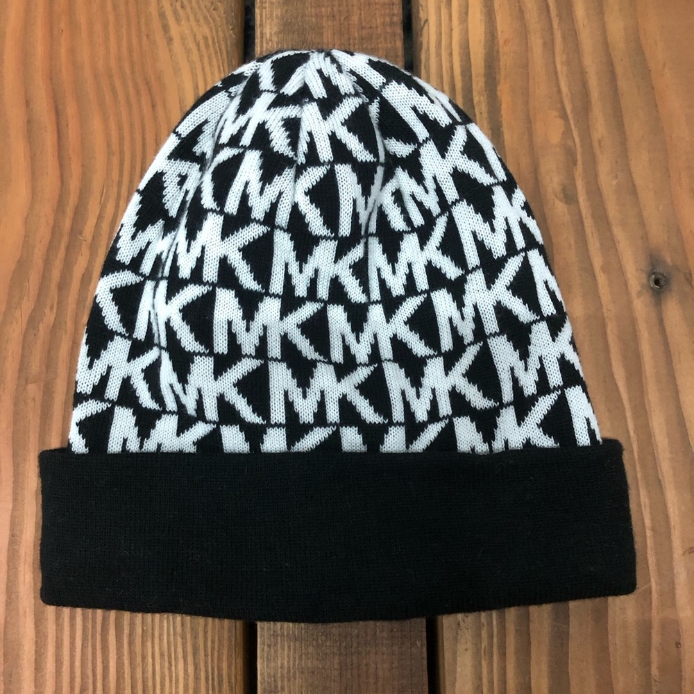 Michael Kors MK logo black and white knit hat beanie - Picture 4 of 4
